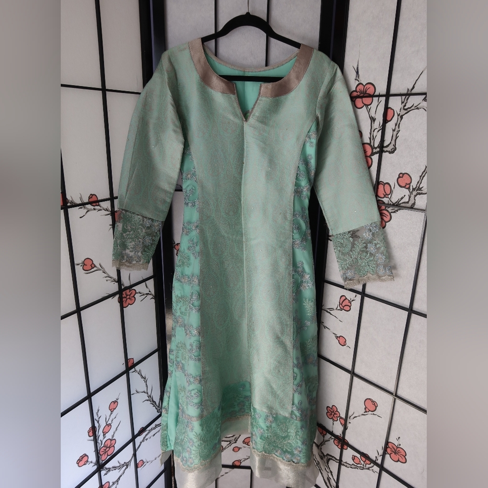 Pastel Teal Green Shimmer Tissue Kurta Size Small